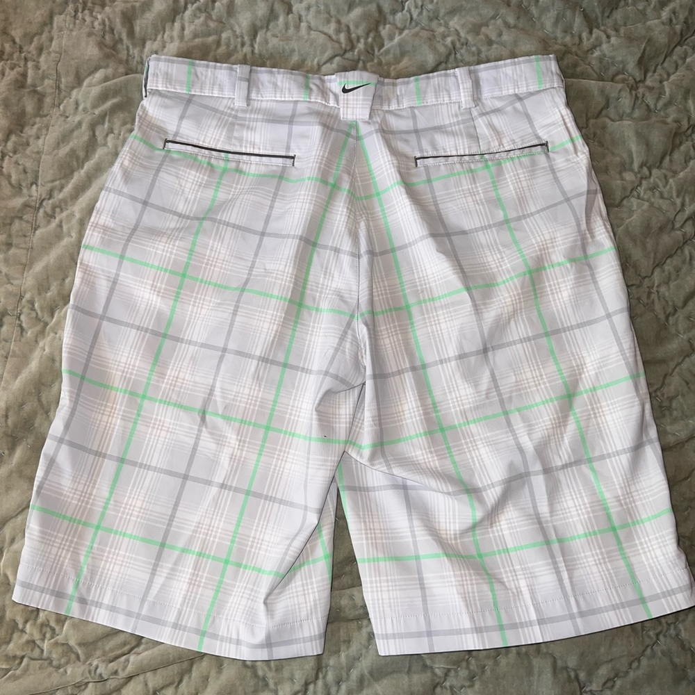 Nike golf shorts